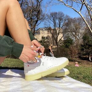 The Roger Federer advantage ON RUNNING shoe